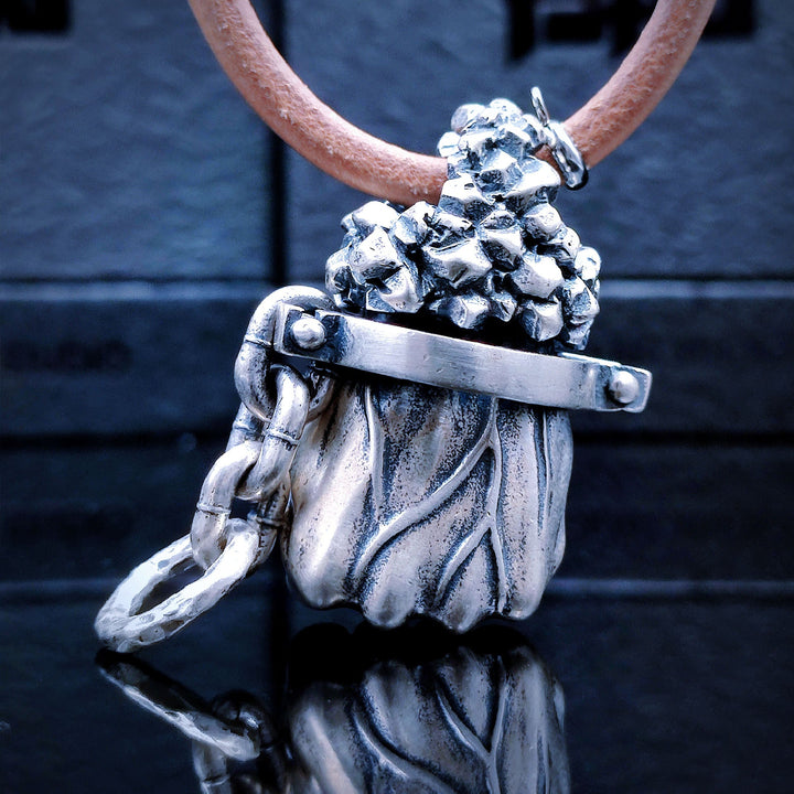 [1094] Limited Retro Style Sterling Silver S925 Defying Destiny Pendant Necklace - Taffu Craft Studio